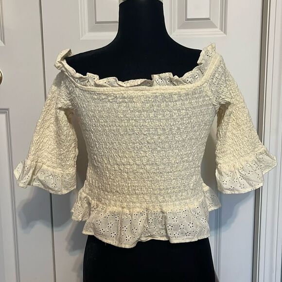 American Eagle 100% Cotton Cream Eyelet Lace Stretch Off Shoulder Blouse Top M - Picture 3 of 7